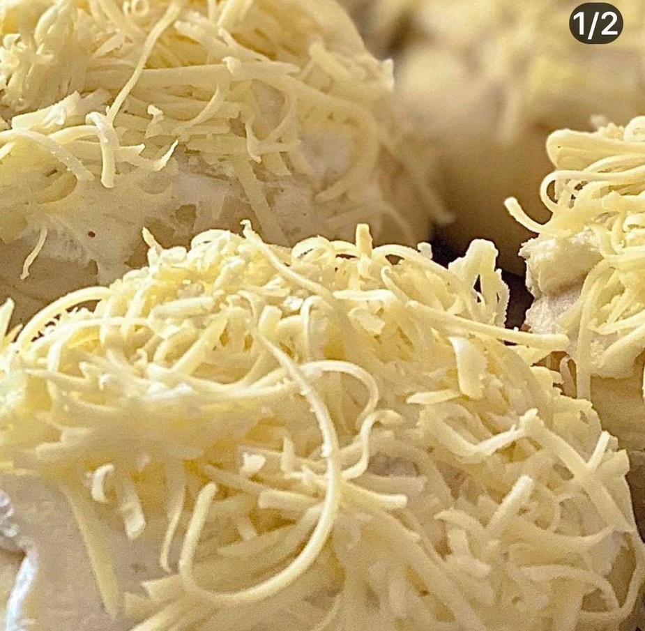 Ensaymuda Classic Cheesy 1/2 box (5pcs)